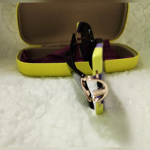 Emilio Pucci Black and Purple Sunglasses - Picture 6 of 10